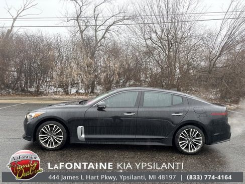 Used 2019 Kia Stinger image 2