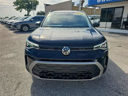Used 2026 Volkswagen Taos S FWD image 2