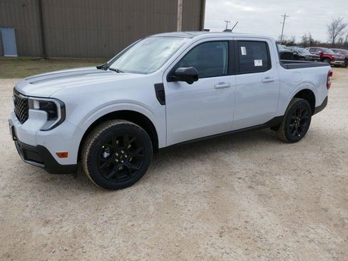 New 2026 Ford Maverick Lariat w/ Black Appearance Package AWD/4WD image 9