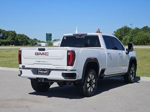 Used 2024 GMC Sierra 2500 Denali w/ Denali Reserve Package AWD/4WD image 7