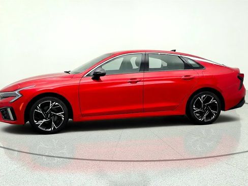 Used 2025 Kia K5 GT-Line AWD/4WD image 8