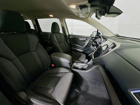 Used 2024 Subaru Ascent Premium w/ Convenience Package image 32