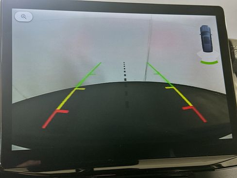 Used 2024 Ford Expedition XLT image 23