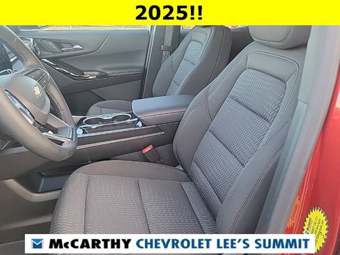 Certified 2025 Chevrolet Equinox LT image 26