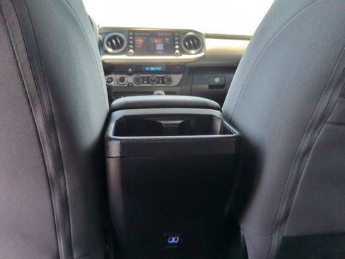 Used 2023 Toyota Tacoma SR5 w/ Technology Package AWD/4WD image 30