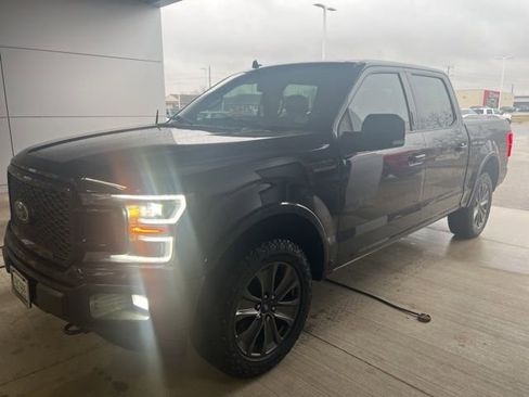 Used 2018 Ford F150 Lariat w/ Equipment Group 502A Luxury image 2