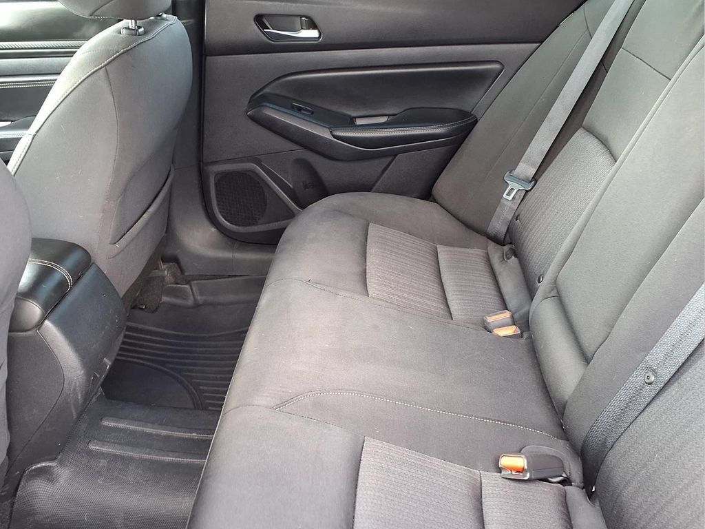 Used 2020 Nissan Altima 2.5 S FWD image 11