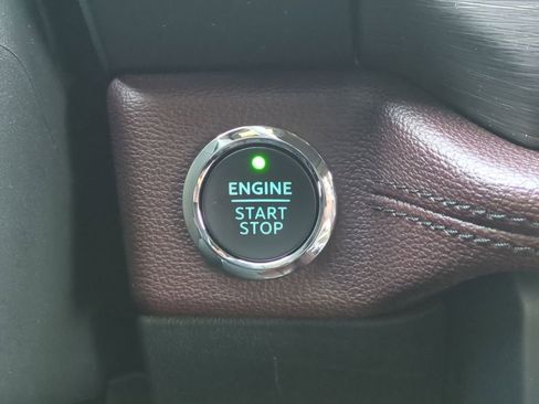 Certified 2023 Ford Expedition Limited image 30