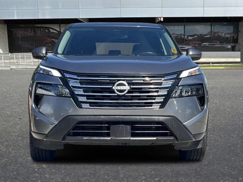 Used 2025 Nissan Rogue SV FWD image 11