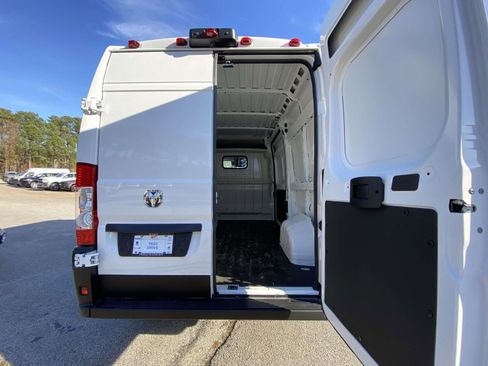 Used 2025 RAM ProMaster 2500 image 33