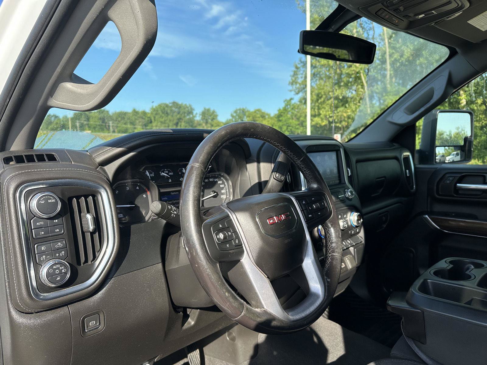Used 2022 GMC Sierra 2500 SLE w/ SLE Convenience Package AWD/4WD image 15