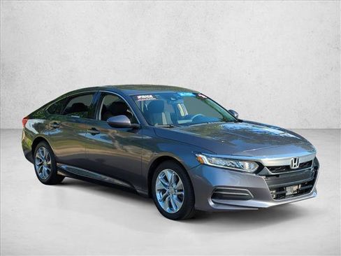 Certified 2018 Honda Accord LX image 3