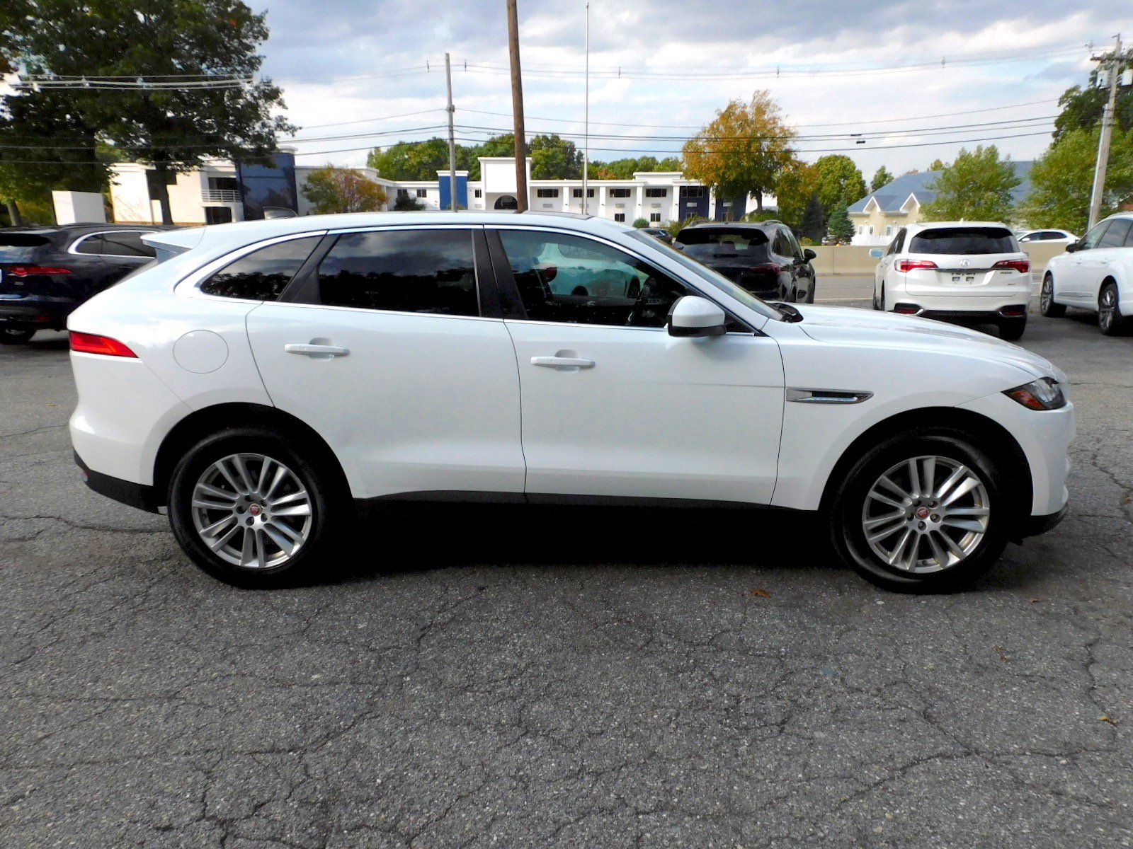 Used 2020 Jaguar F-PACE Prestige AWD/4WD image 6