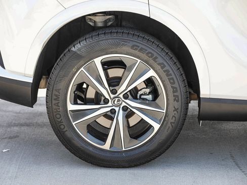 Used 2024 Lexus RX 350 Premium w/ Convenience Package FWD image 11