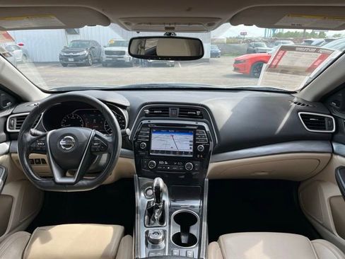 Used 2017 Nissan Maxima 3.5 SL FWD image 37