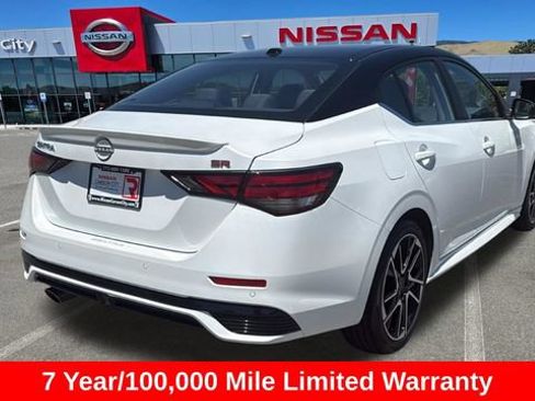 Certified 2024 Nissan Sentra SR FWD image 3