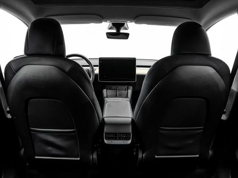 Used 2023 Tesla Model Y Long Range image 21