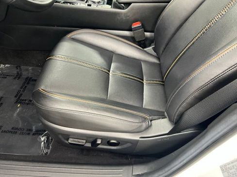 Used 2025 MAZDA CX-50 AWD 2.5 S w/ Premium Plus Pkg image 14