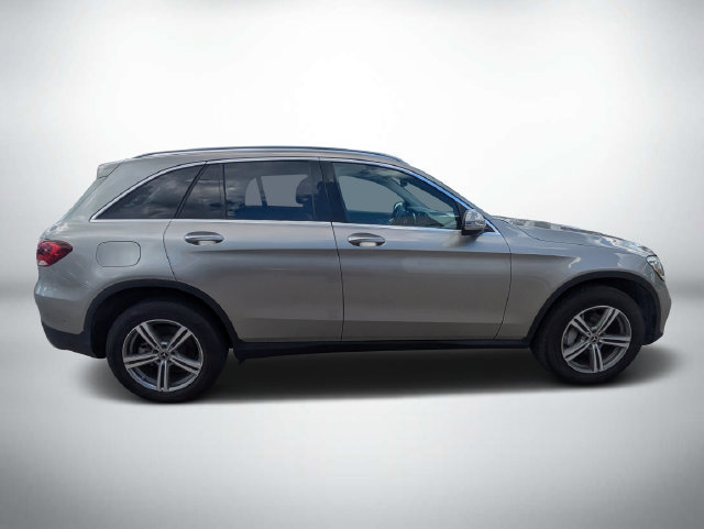 Used 2021 Mercedes-Benz GLC 300 image 3