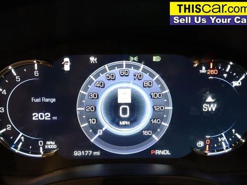 Used 2017 Cadillac Escalade Platinum image 9