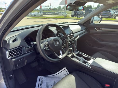 Used 2020 Honda Accord LX image 8