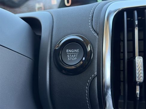 New 2026 Ford Expedition Platinum w/ Driver's Package image 19