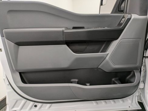 Used 2023 Ford F150 XL w/ Trailer Tow Package image 8