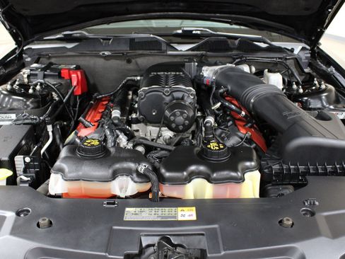 Used 2012 Ford Mustang GT Premium w/ Electronics Pkg RWD image 16