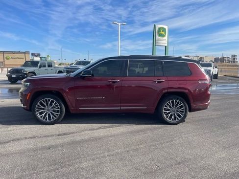 Used 2022 Jeep Grand Cherokee L Summit image 8