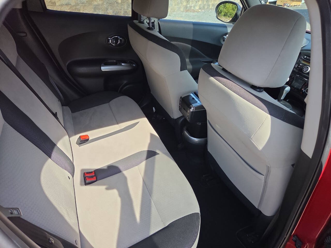 Used 2014 Nissan Juke SV AWD/4WD image 25