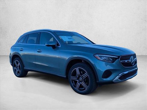 New 2026 Mercedes-Benz GLC 300 image 2