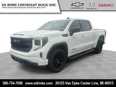 Certified 2022 GMC Sierra 1500 Elevation w/ LPO, Elevation Black Package