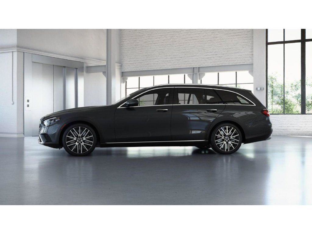 Used 2023 Mercedes-Benz E 450 4MATIC All-Terrain Wagon image 36