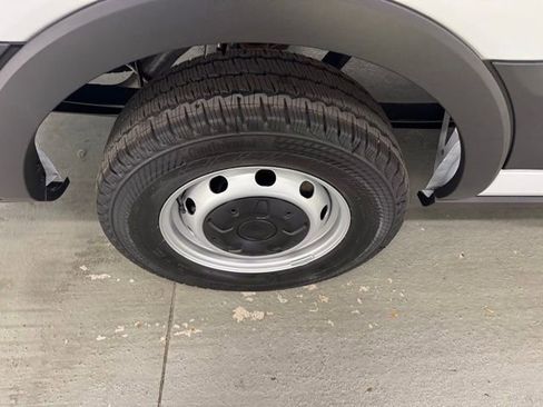 New 2026 Ford Transit 350 XL image 5