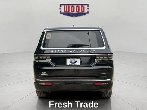 Used 2022 Jeep Grand Wagoneer Series III AWD/4WD image 5