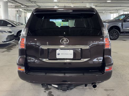 Used 2016 Lexus GX 460 Luxury w/ Preferred Accessory Package image 7