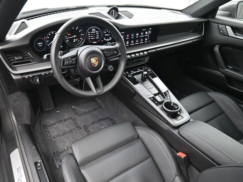 Certified 2024 Porsche 911 Carrera image 4