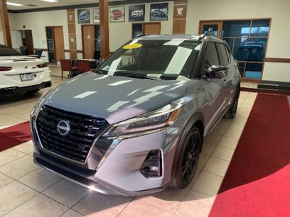 Used 2022 Nissan Kicks SR