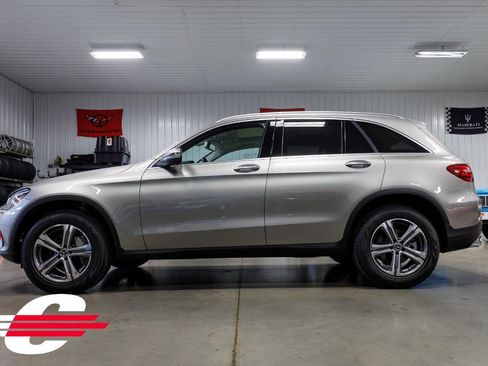 Used 2019 Mercedes-Benz GLC 300 4MATIC image 6