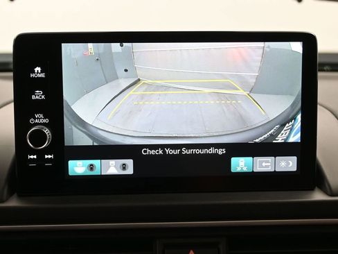 Used 2025 Honda Pilot Elite image 25