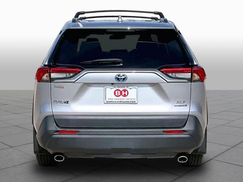 Used 2024 Toyota RAV4 XLE Premium AWD/4WD image 5