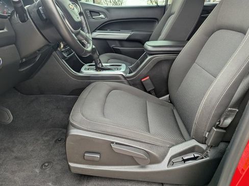 Certified 2019 Chevrolet Colorado LT w/ LT Convenience Package image 11