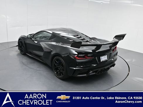 New 2026 Chevrolet Corvette ZR1 w/ ZR1 Carbon Fiber Aero Package image 47