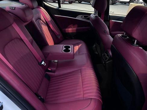 Used 2023 Genesis G70 2.0T w/ Sport Prestige Package image 19