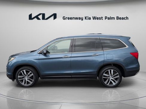 Used 2018 Honda Pilot Elite image 4