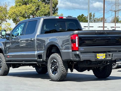 New 2026 Ford F350 Platinum w/ Tremor Off-Road Package AWD/4WD image 6