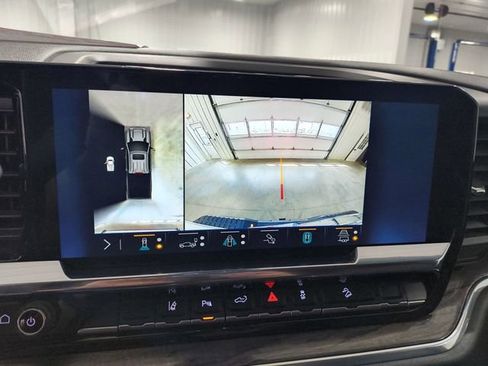 Used 2025 Chevrolet Silverado 3500 LTZ w/ LTZ Plus Package AWD/4WD image 14