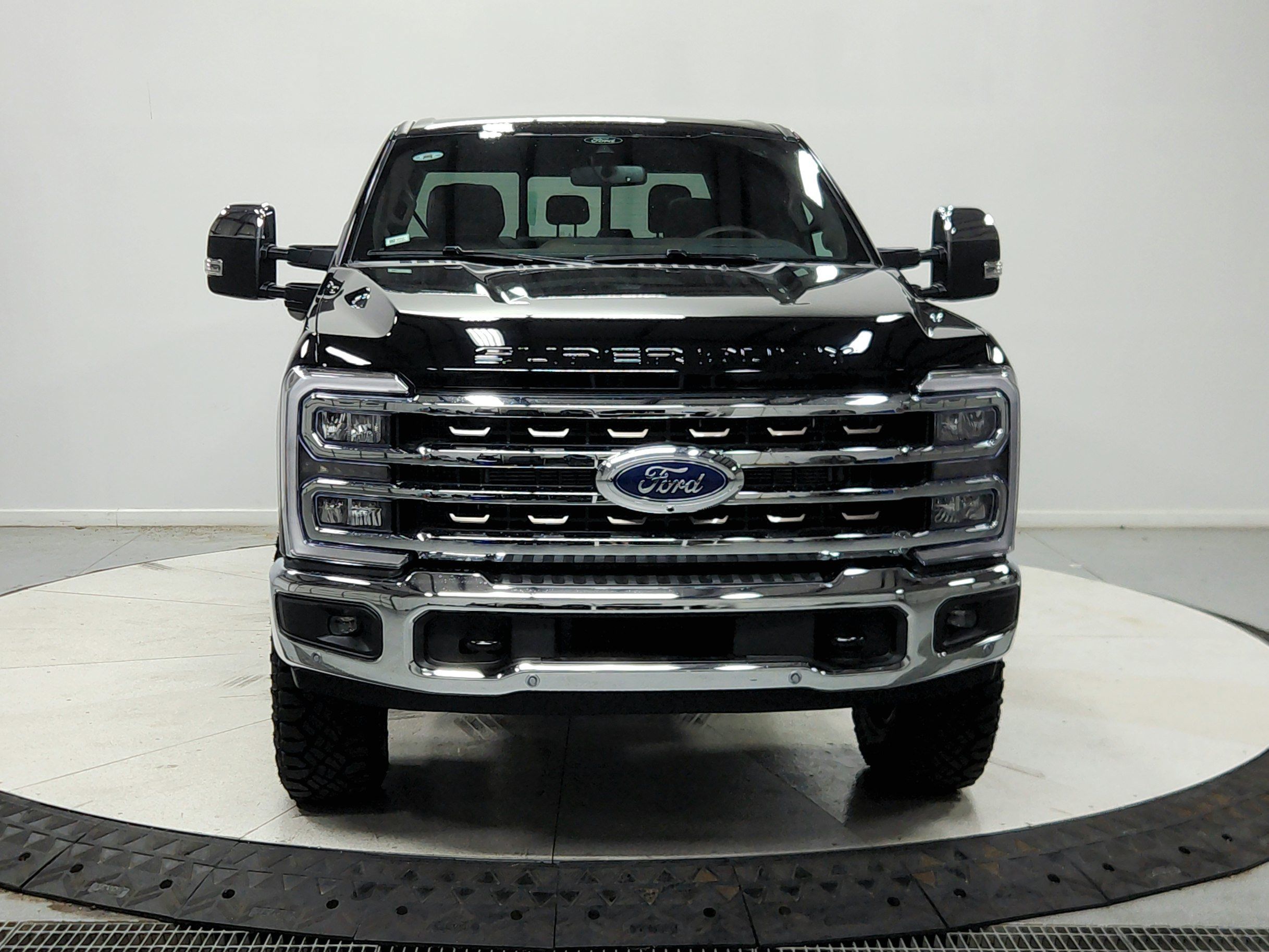 New 2026 Ford F250 King Ranch w/ Tremor Off-Road Package AWD/4WD image 3