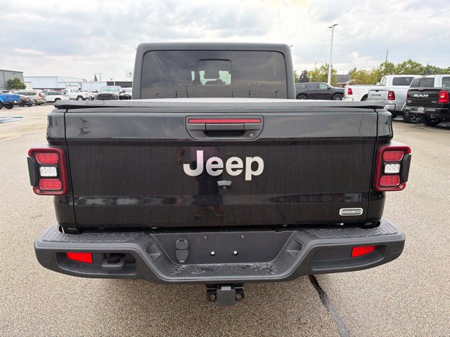 Used 2020 Jeep Gladiator Overland AWD/4WD image 7