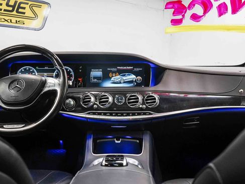 Used 2017 Mercedes-Benz S 550 Sedan image 13